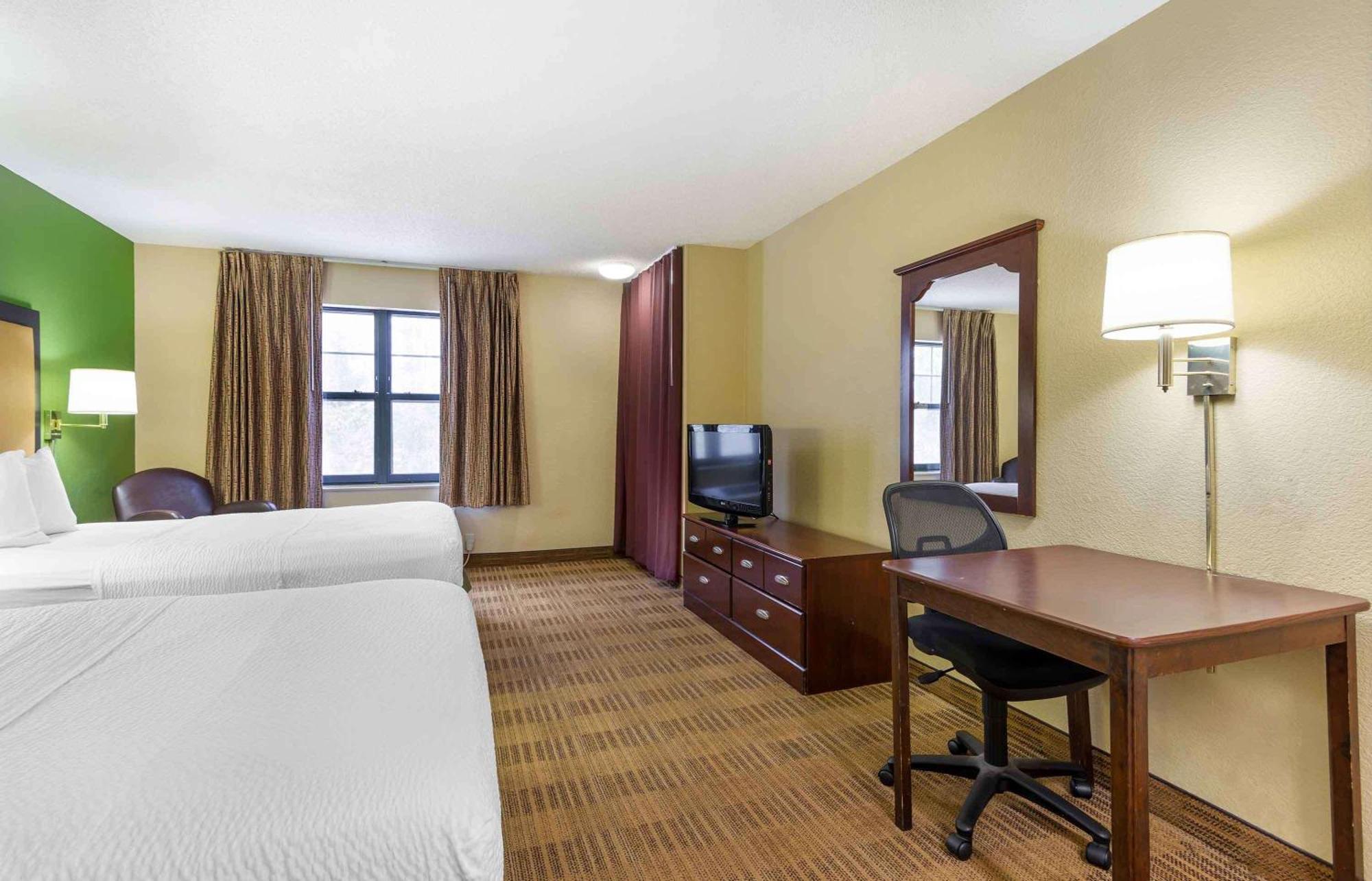 Suburban Studios Columbus Bradley Park Ngoại thất bức ảnh