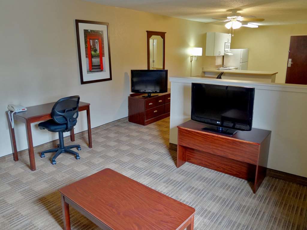 Suburban Studios Columbus Bradley Park Phòng bức ảnh