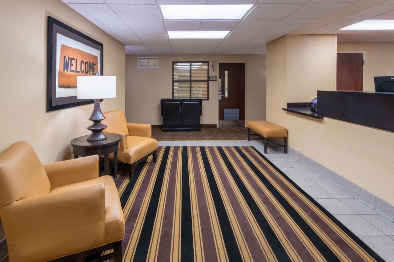 Suburban Studios Columbus Bradley Park Ngoại thất bức ảnh